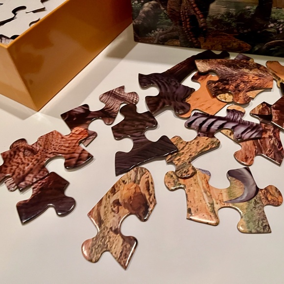 I Am RAPTOR Dinosaur-Shaped Puzzle - Picture 4 of 5